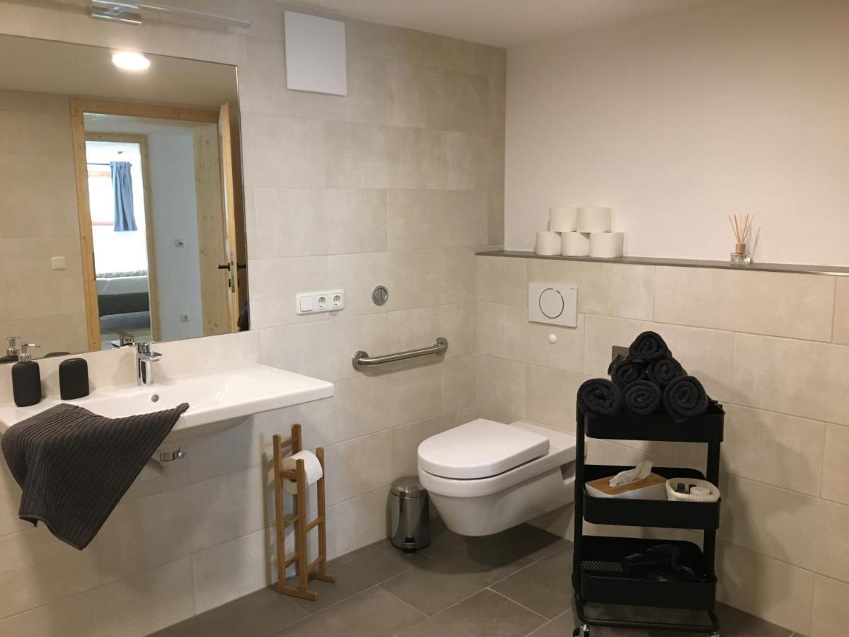 Ferienwohnung Stoablick - Barrierefrei Mit Bergblick Bad Goisern Exteriör bild